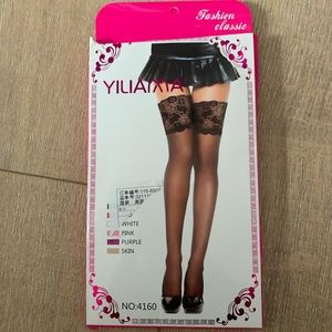 Fashion Classic Yiliama Stockings in Purple